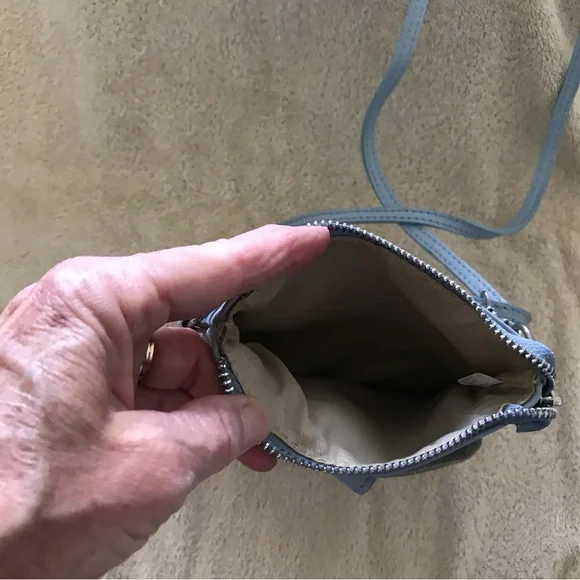 Vera Pelle Light Blue Crossbody Bag - Picture 4 of 9